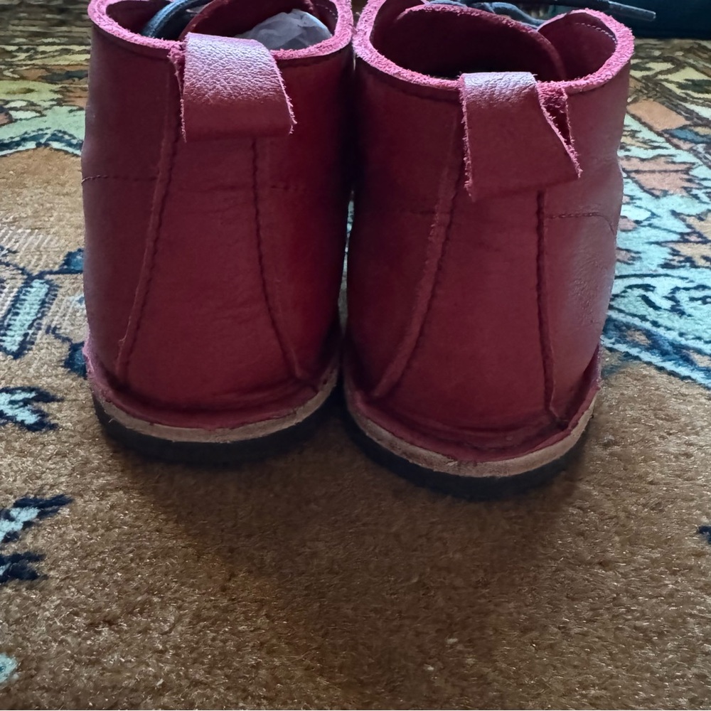 Softstar Shoes hawthorne chukka in beautiful currant red. - Picture 7 of 11
